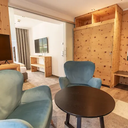 Arnika Garni 4*